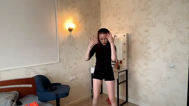 VerginiaWhite online show from 15, 3, 2026