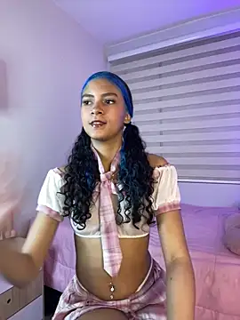 Franchezcaa  online show from 13, 5, 2026
