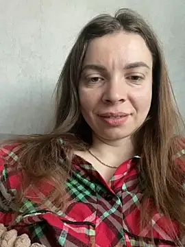 Snapshot of Luna2547 chatting on 7, 4, 2026 Luna2547 online show from 7, 4, 2026