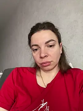 Snapshot of Luna2547 chatting on 10, 4, 2026 Luna2547 online show from 10, 4, 2026