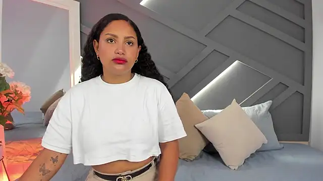 Snapshot of angelkiiss chatting on 9, 3, 2026 angelkiiss online show from 9, 3, 2026