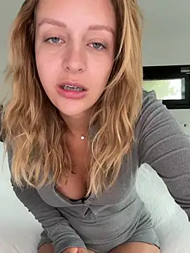 agatheeex online show from 23, 6, 2026