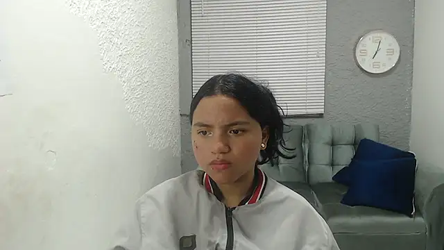 kimmyfuckass online show from 14, 4, 2026