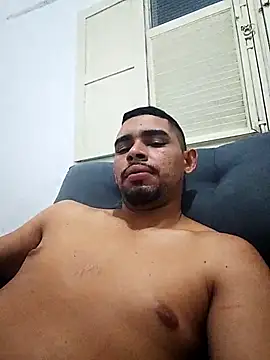 Snapshot of hugoafricano chatting on 15, 3, 2026 hugoafricano online show from 15, 3, 2026