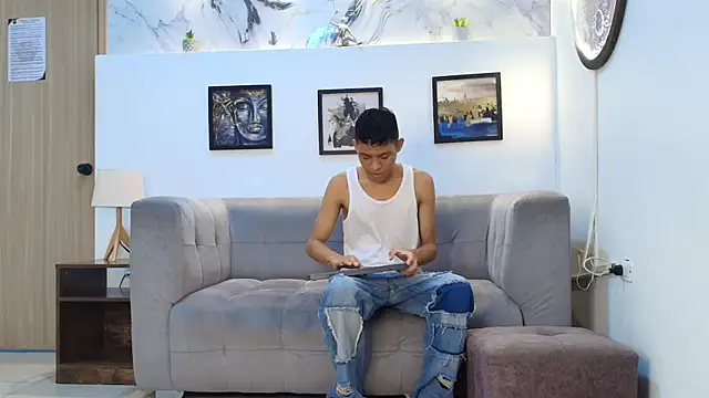 SKINNY BOYXXX online show from 7, 4, 2026