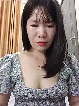 Bondgirl 9 online show from 19, 6, 2026