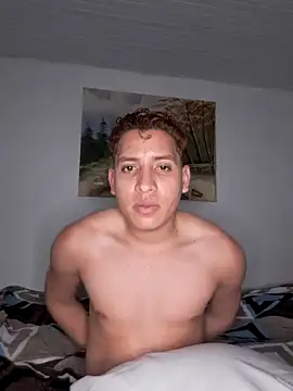 Snapshot of franhot25 chatting on 16, 3, 2026 franhot25 online show from 16, 3, 2026