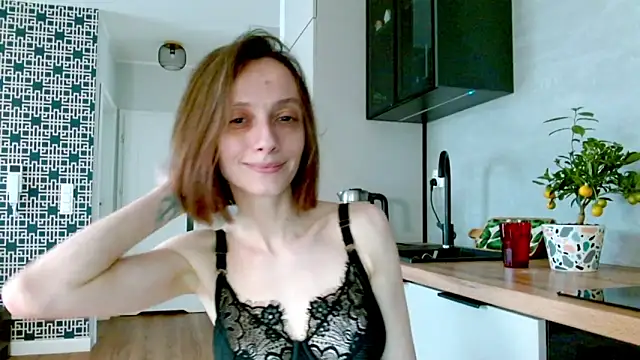 Snapshot of misssweet chatting on 8, 6, 2026 misssweet online show from 8, 6, 2026
