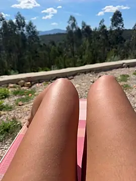 Tammy Tease online show from 5, 4, 2026