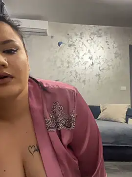 julietalovee online show from 14, 3, 2026