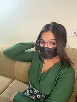 Snapshot of nikki_catz chatting on 21, 4, 2026 nikki catz online show from 21, 4, 2026
