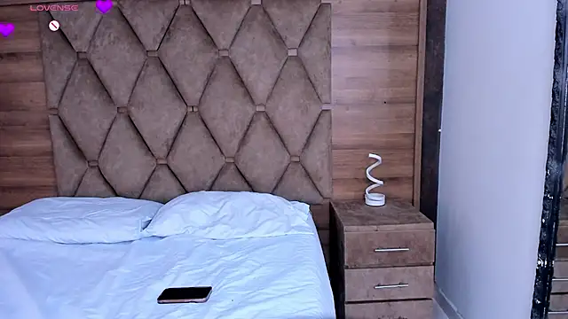 CristineRain online show from 18, 4, 2026