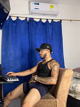 Kenny romano online show from 4, 3, 2026