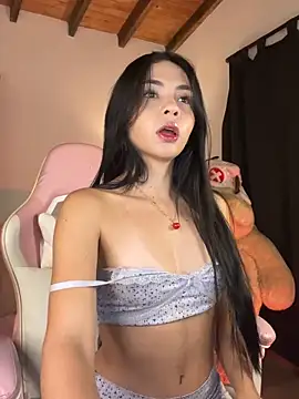 hi kiittyy online show from 5, 3, 2026