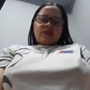 Snapshot of violetapeeveet chatting on 14, 4, 2026 violetapeeveet online show from 14, 4, 2026