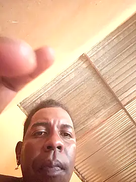 Snapshot of Youngdavid1212 chatting on 26, 3, 2026 Youngdavid1212 online show from 26, 3, 2026