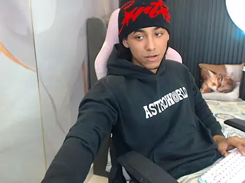 taylor bigdick18 online show from 17, 4, 2026