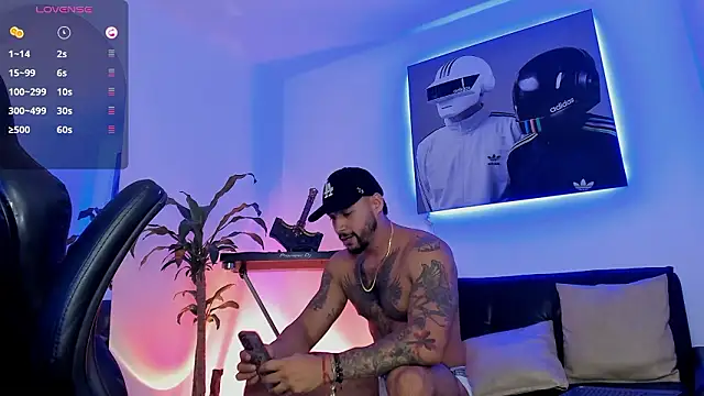 NikoHank  online show from 13, 3, 2026