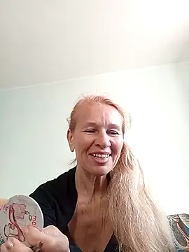 ViktoriaSexi1 online show from 15, 4, 2026