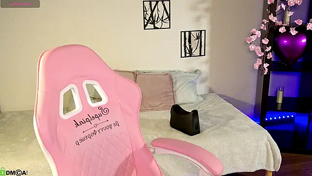 Sugar Kitten12 online show from 13, 4, 2026