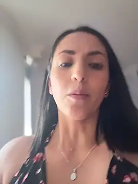 Snapshot of SamanthaWalker_ chatting on 4, 8, 2026 SamanthaWalker online show from 4, 8, 2026