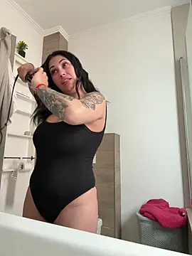 LunaSerenaX online show from 29, 3, 2026