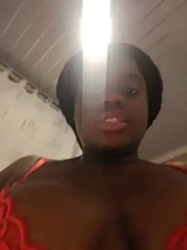 YourLiaa  online show from 8, 4, 2026