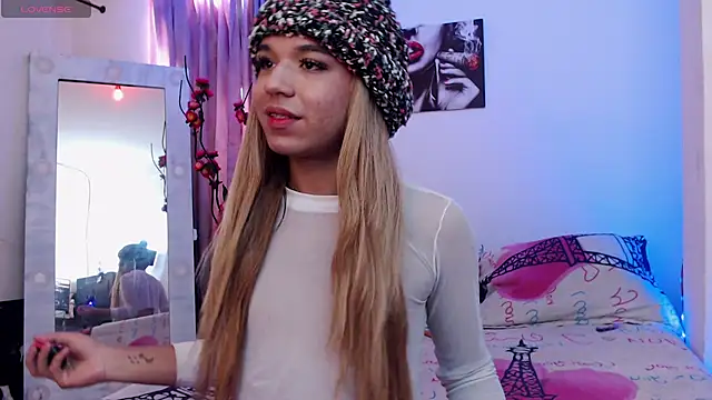 Candyy doll   online show from 26, 3, 2026