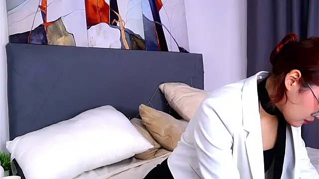 NelleMihalko online show from 11, 7, 2026