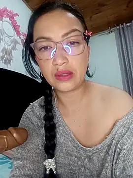 Snapshot of _camila28 chatting on 9, 3, 2026 camila28 online show from 9, 3, 2026