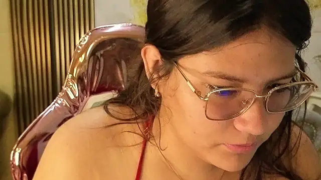 Snapshot of lucero_s1 chatting on 24, 5, 2026 lucero s1 online show from 24, 5, 2026
