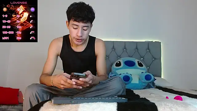 Snapshot of Sebas_fire4 chatting on 26, 5, 2026 Sebas fire4 online show from 26, 5, 2026