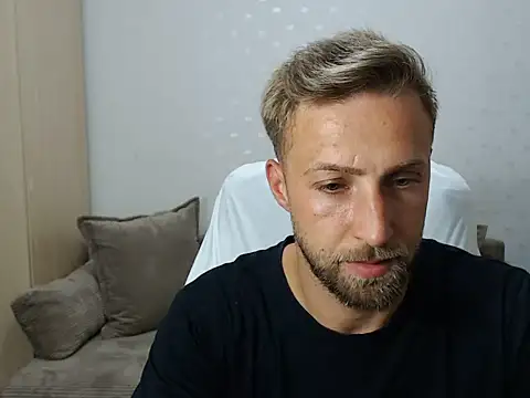 Snapshot of BlondEagleMuscle chatting on 27, 7, 2026 BlondEagleMuscle online show from 27, 7, 2026