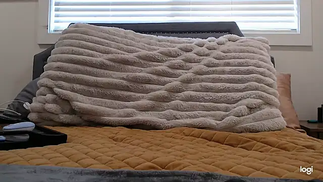 SecretsNextDoor online show from 31, 3, 2026