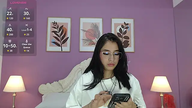 YayaQueen online show from 25, 5, 2026