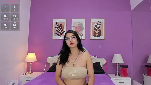Snapshot of YayaQueen chatting on 24, 6, 2026 YayaQueen online show from 24, 6, 2026