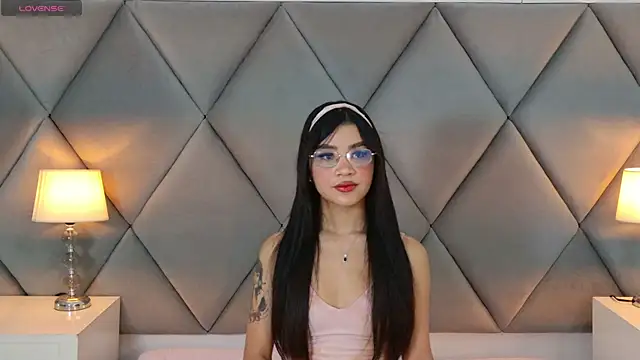 Snapshot of OliviaDiaz chatting on 4, 7, 2026 OliviaDiaz online show from 4, 7, 2026