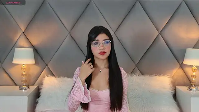 Snapshot of OliviaDiaz chatting on 9, 7, 2026 OliviaDiaz online show from 9, 7, 2026