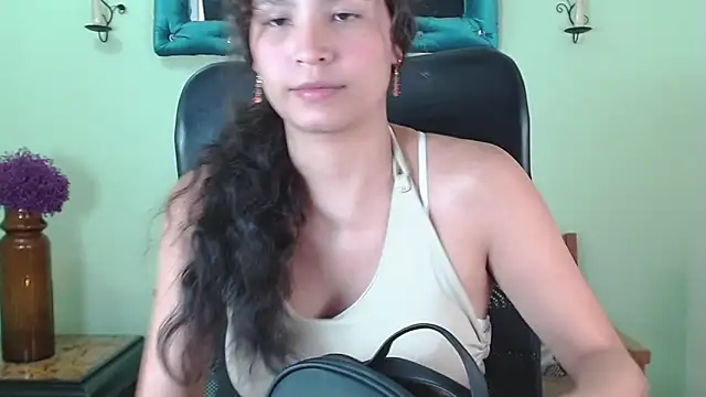 Snapshot of ChalonVera chatting on 29, 5, 2026 ChalonVera online show from 29, 5, 2026