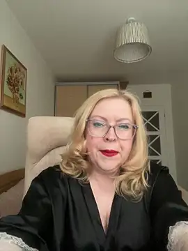 JanieLight53 online show from 20, 4, 2026