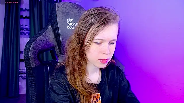 AriaGracen online show from 16, 4, 2026