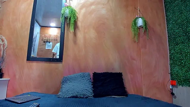 Adrian fire online show from 19, 3, 2026