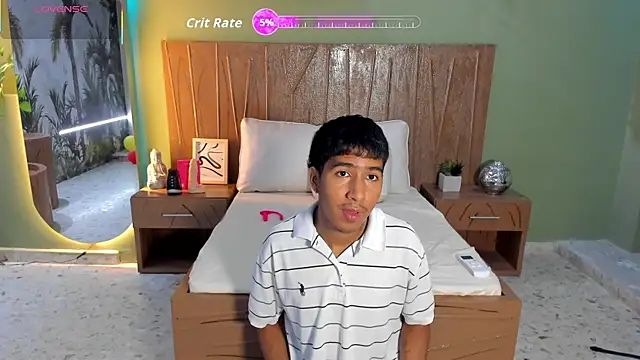 Snapshot of Ender_h0tt chatting on 9, 7, 2026 Ender h0tt online show from 9, 7, 2026