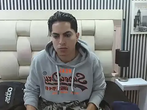 Alex Wolft online show from 24, 4, 2026