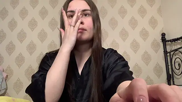 LucyMur online show from 18, 4, 2026