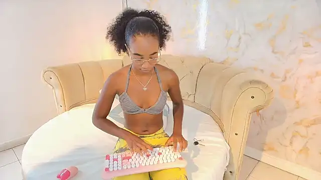 brianaduque online show from 2, 4, 2026