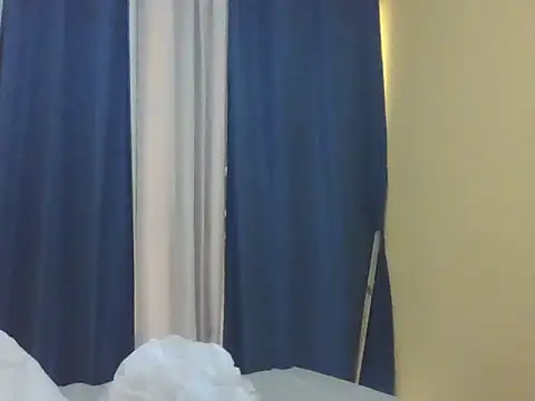 Snapshot of niki301 chatting on 19, 3, 2026 niki301 online show from 19, 3, 2026