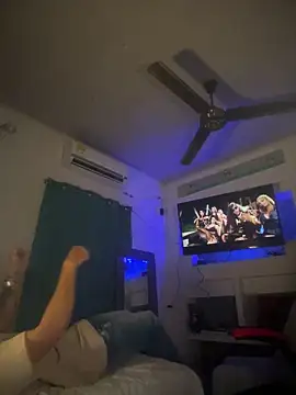 Snapshot of AngelLatinBoy chatting on 9, 3, 2026 AngelLatinBoy online show from 9, 3, 2026