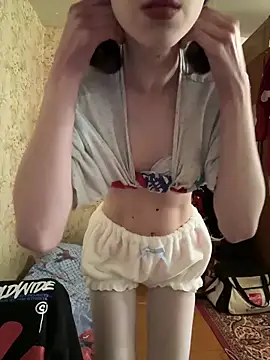 Snapshot of AmanitaXXX69 chatting on 6, 5, 2026 AmanitaXXX69 online show from 6, 5, 2026