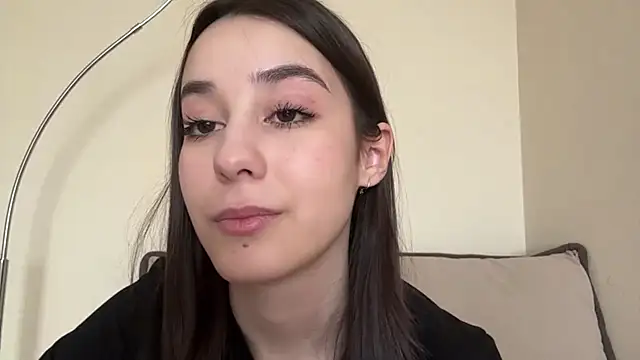 AdeleVelvet online show from 10, 3, 2026